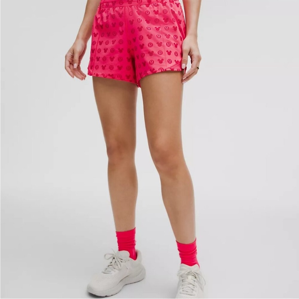 Hotty Hot High-Rise Short 4" Disney x lululemon